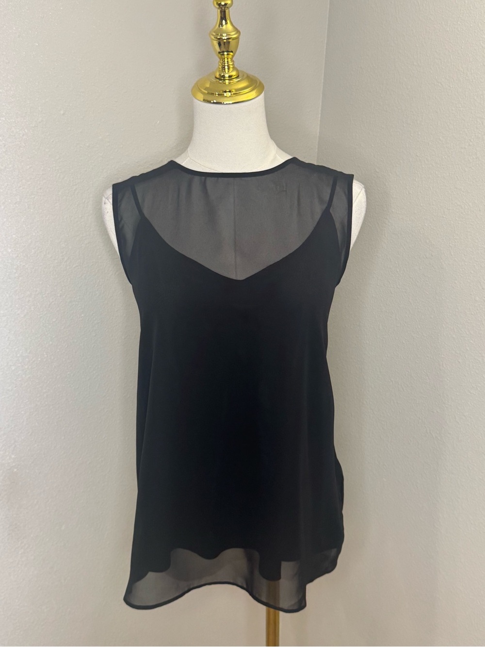 Calvin Klein Black Sheer Chiffon Sleeveless Blouse Tank Top Size M NWT